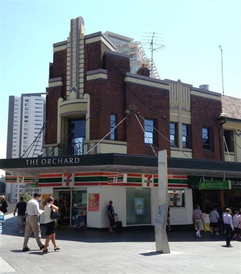 10 VIP Lounges In Sydney To Play Pokies And Entertain.